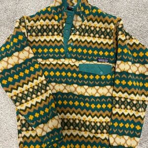 Patagonia Green and Yellow Patterned Men's Sweater